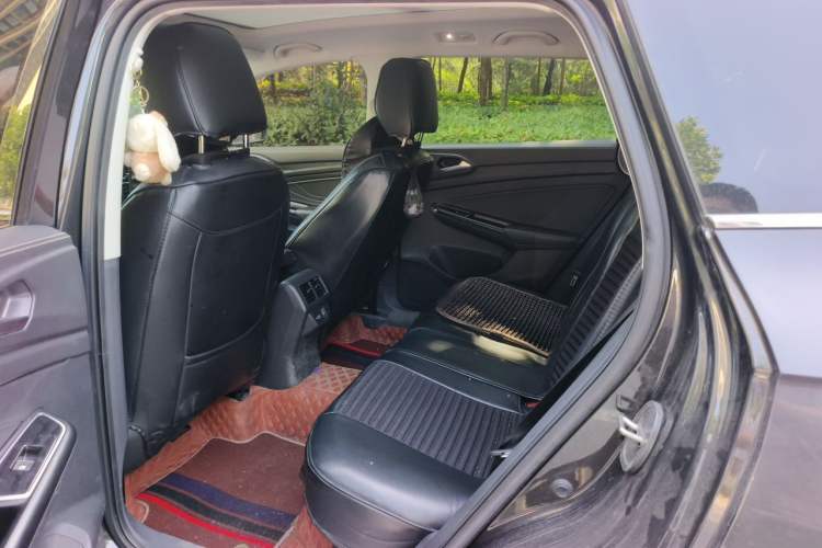 Used Jetta VS7 2022 Black Edition 1.4T Automatic Enjoyment Pro Version Left Rear Seat