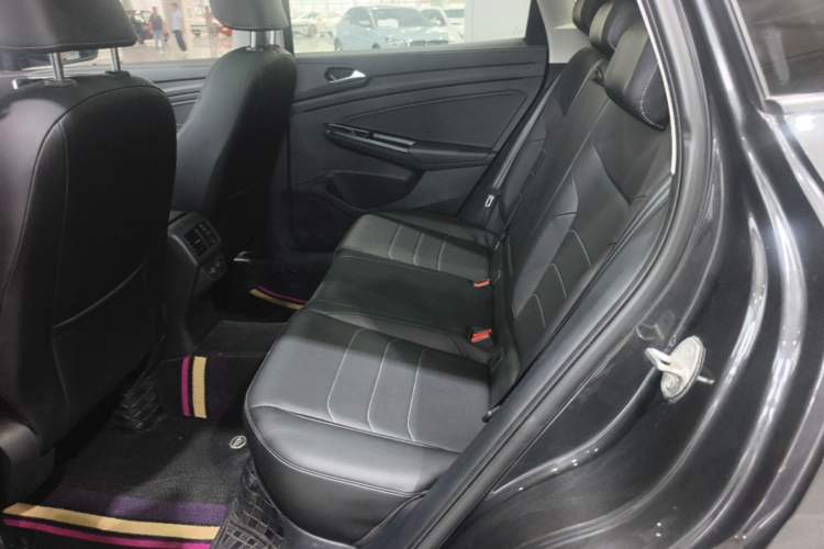 Used Jetta VS7 2022 Black Edition 1.4T Automatic Enjoyment Pro Version Left Rear Seat