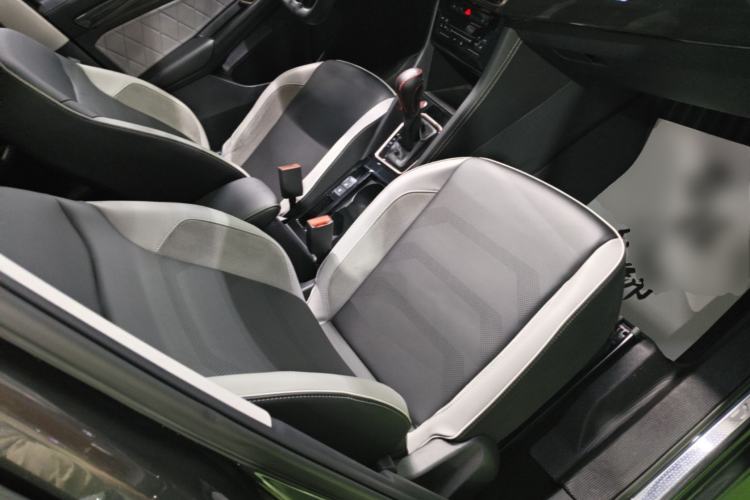 Used Jetta VS7 2022 280TSI Automatic High-Gloss Glory Edition Right Front Seat