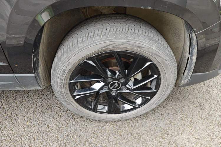 Used Jetta VS7 2022 Black Edition 1.4T Automatic Enjoyment Pro Version Right Front Wheel Hub