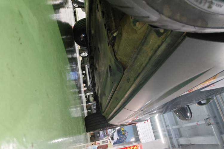Used Jetta VS7 2022 280TSI Automatic High-Gloss Glory Edition Right Side Sill
