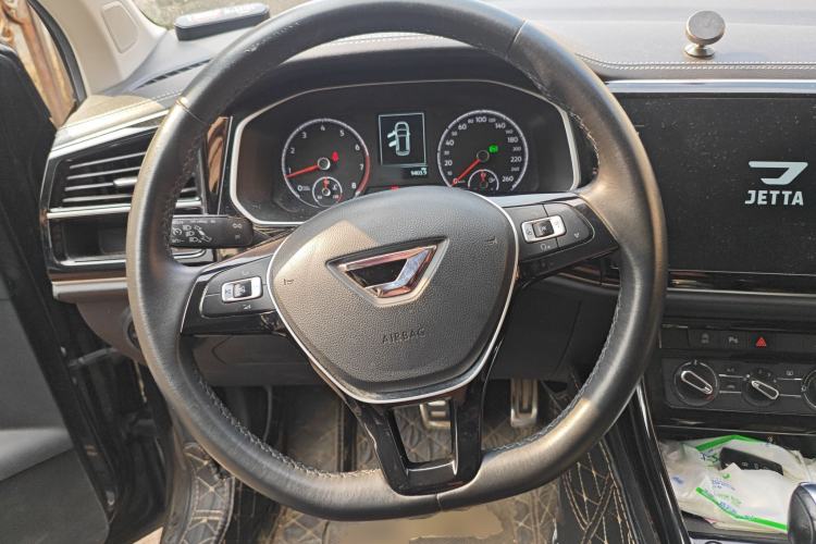 Used Jetta VS7 2022 1.4T Automatic Enjoyment Pro Edition Steering Wheel