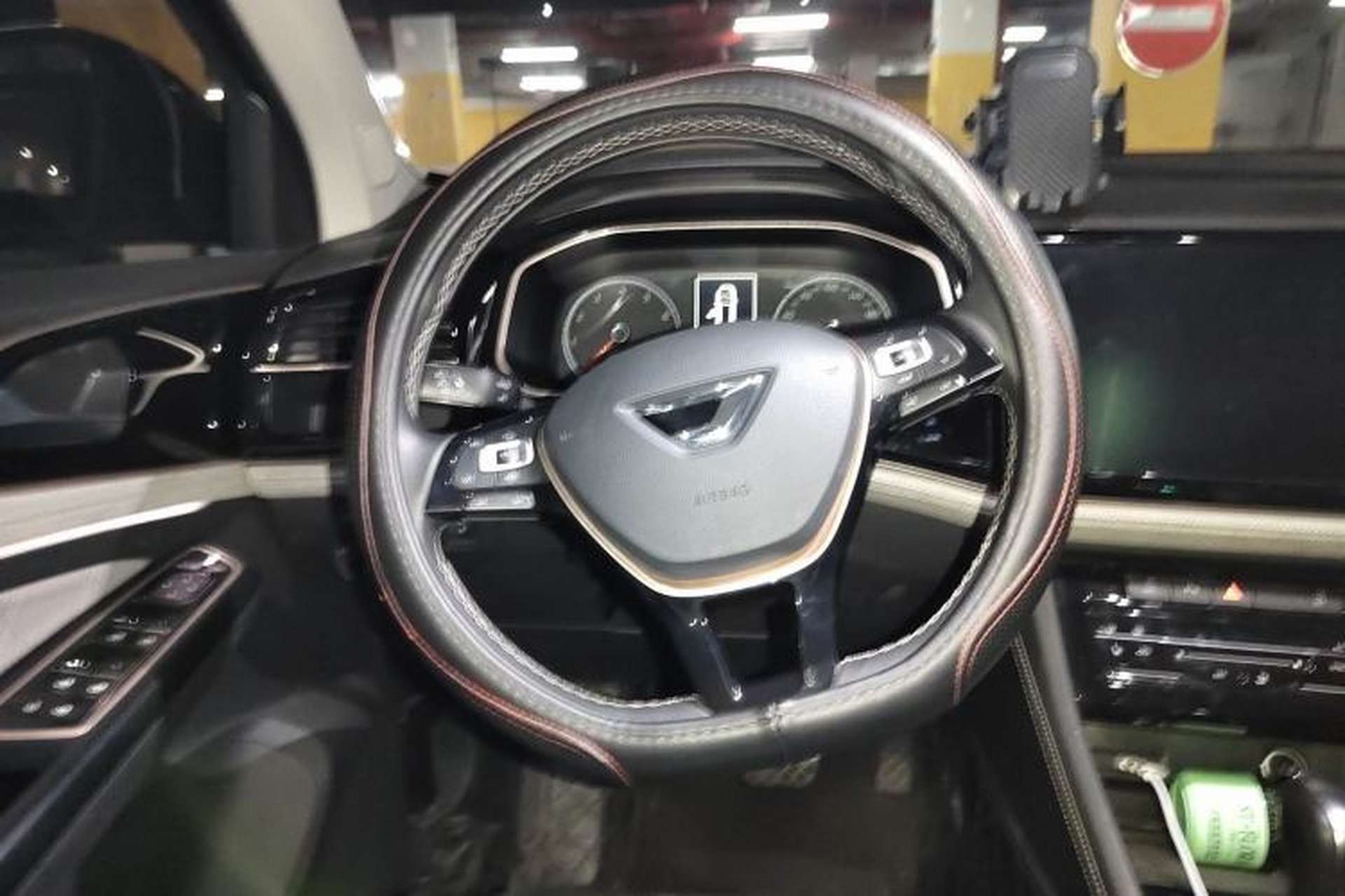 Used Jetta VS7 2022 280TSI Automatic High-Gloss Glory Edition Steering Wheel
