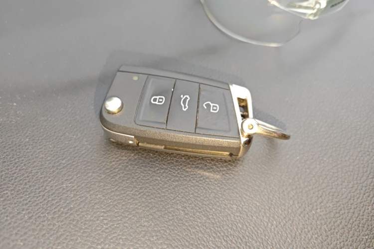 Used Jetta VS7 2022 Black Edition 1.4T Automatic Enjoyment Pro Version Vehicle Key