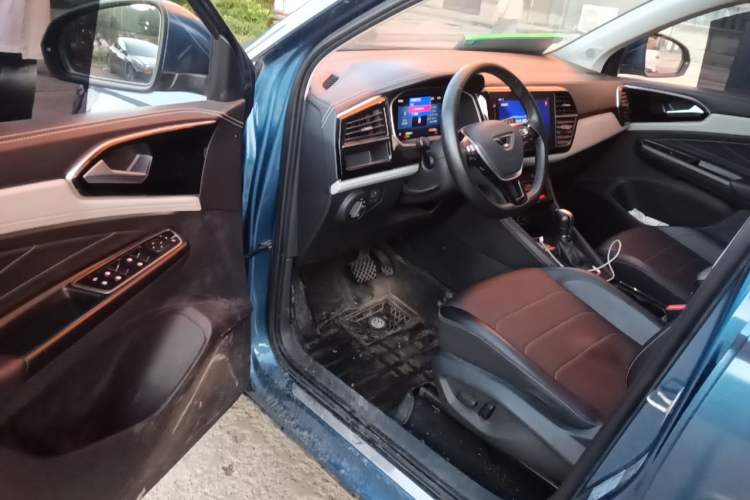 Used Jetta VS7 2022 1.4T Automatic Glory Edition Pro Driver Seat