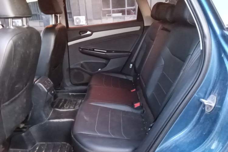 Used Jetta VS7 2022 1.4T Automatic Glory Edition Pro Left Rear Seat