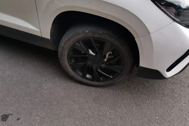 Used Jetta VS7 2022 280TSI Automatic Enjoyment Edition Right Front Wheel Hub