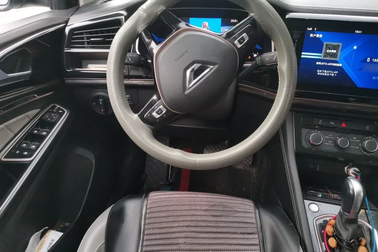Used Jetta VS7 2022 280TSI Automatic Enjoyment Edition Steering Wheel