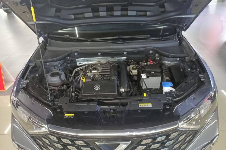 Used Jetta VS7 2022 280TSI Automatic Enjoyment Edition Engine Bay