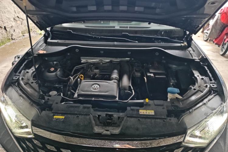 Used Jetta VS7 2022 280TSI Automatic Enjoyment Edition Engine Bay