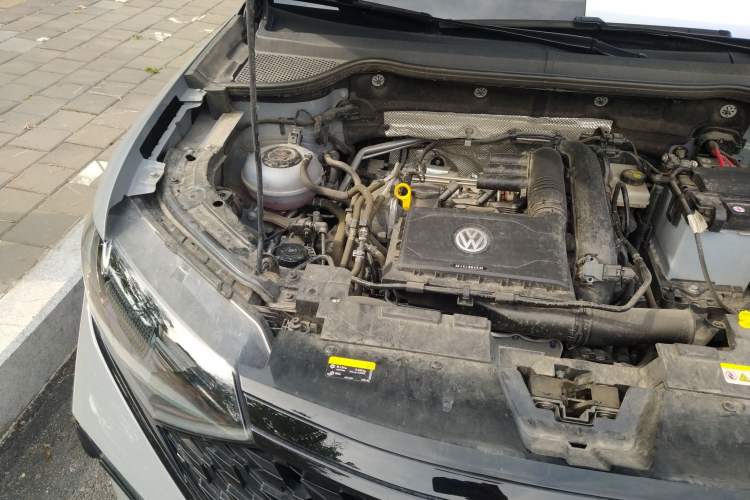 Used Jetta VS7 2022 280TSI Automatic High-Gloss Glory Edition Engine Bay Right