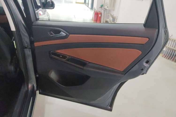 Used Jetta VS7 2022 280TSI Automatic Glory Edition Interior 6