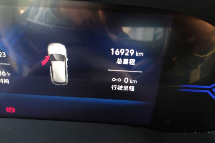 Used Jetta VS7 2022 280TSI Automatic High-Gloss Glory Edition Odometer Close Up