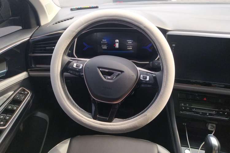 Used Jetta VS7 2022 280TSI Automatic High-Gloss Glory Edition Steering Wheel