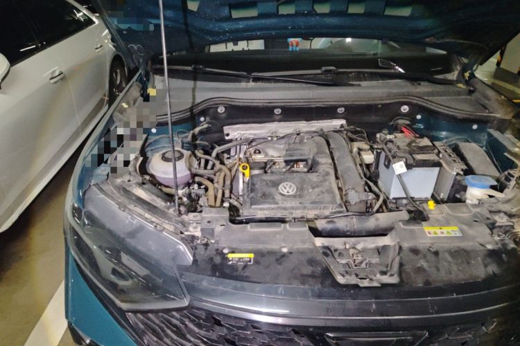 Used Jetta VS7 2022 280TSI Automatic High-Gloss Glory Edition Engine Bay Right