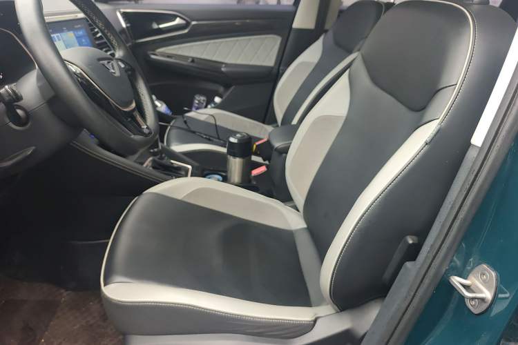 Used Jetta VS7 2022 280TSI Automatic High-Gloss Glory Edition Left Front Seat