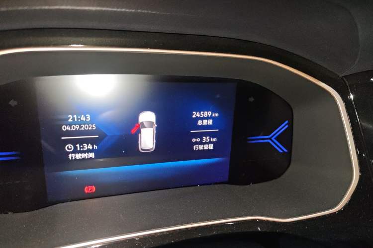 Used Jetta VS7 2022 280TSI Automatic High-Gloss Glory Edition Odometer Close Up