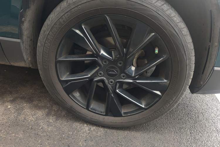 Used Jetta VS7 2022 280TSI Automatic High-Gloss Glory Edition Right Front Wheel Hub