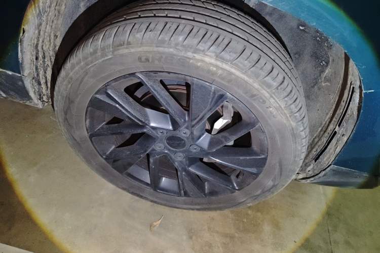 Used Jetta VS7 2022 280TSI Automatic High-Gloss Glory Edition Right Front Wheel Hub