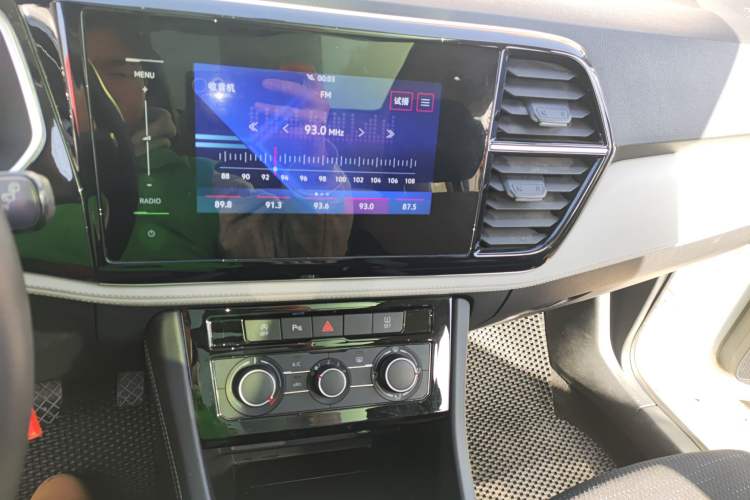 Used Jetta VS7 2022 280TSI Automatic Trend Edition Audio And AC Panel