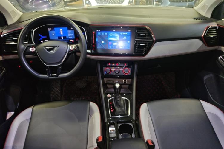Used Jetta VS7 2022 280TSI Automatic Enjoyment Edition Center Console