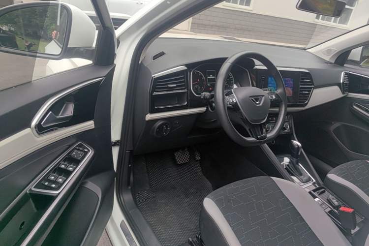 Used Jetta VS7 2022 280TSI Automatic Trend Edition Driver Seat