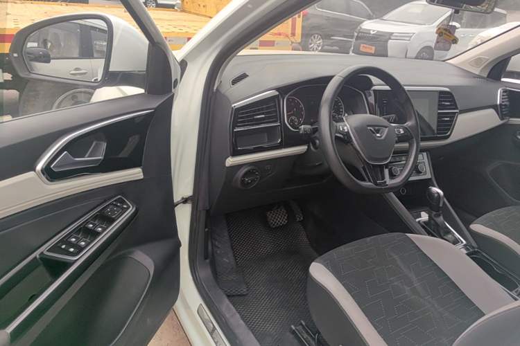 Used Jetta VS7 2022 280TSI Automatic Trend Edition Driver Seat