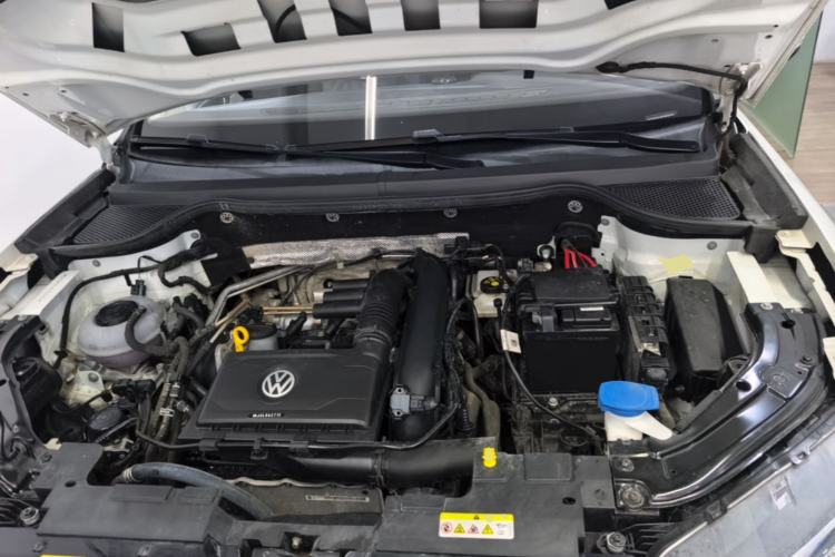 Used Jetta VS7 2022 280TSI Automatic Trend Edition Engine Bay