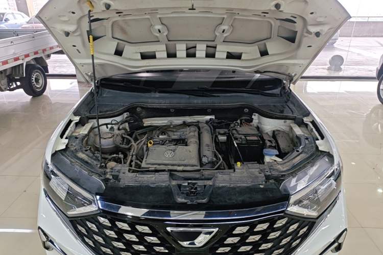 Used Jetta VS7 2022 280TSI Automatic Trend Edition Engine Bay