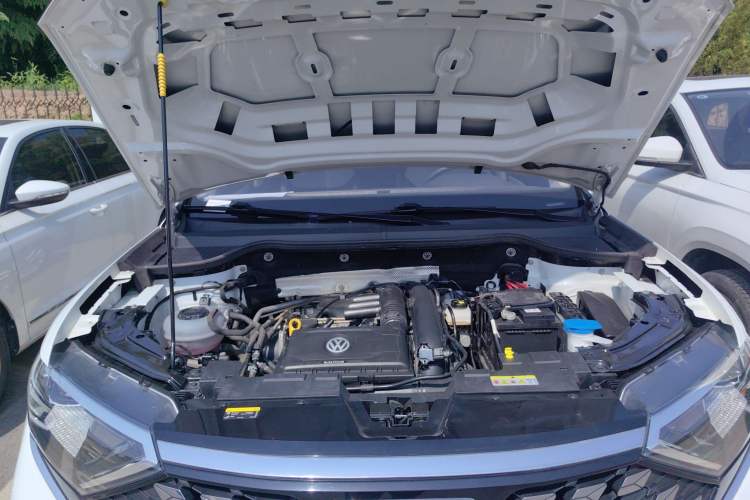 Used Jetta VS7 2022 280TSI Automatic Trend Edition Engine Bay