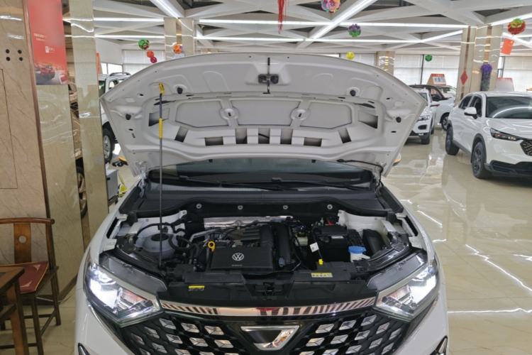 Used Jetta VS7 2022 280TSI Automatic Enjoyment Edition Engine Bay