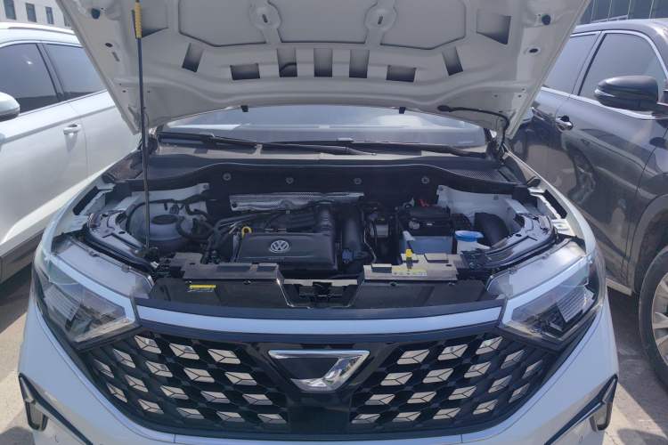 Used Jetta VS7 2022 280TSI Automatic Trend Edition Engine Bay