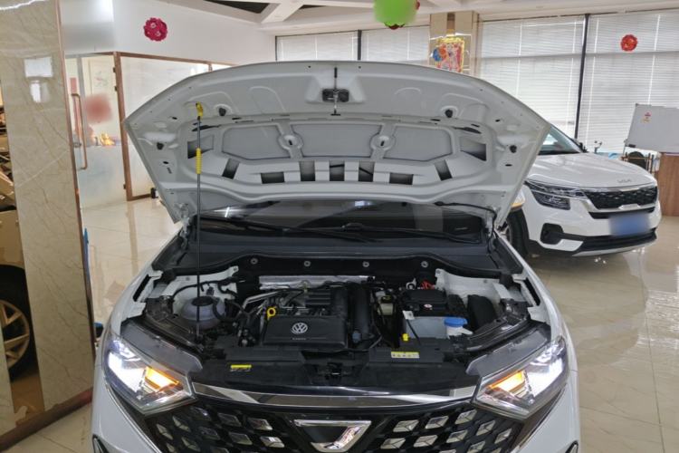 Used Jetta VS7 2022 280TSI Automatic Enjoyment Edition Engine Bay