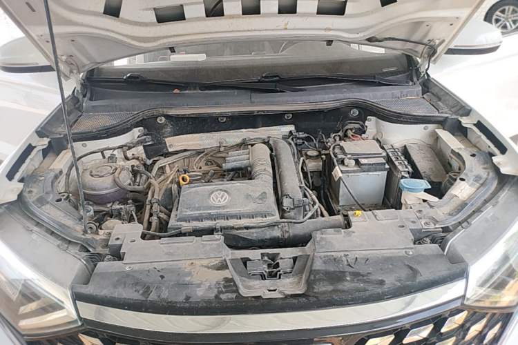 Used Jetta VS7 2022 280TSI Automatic Trend Edition Engine Bay