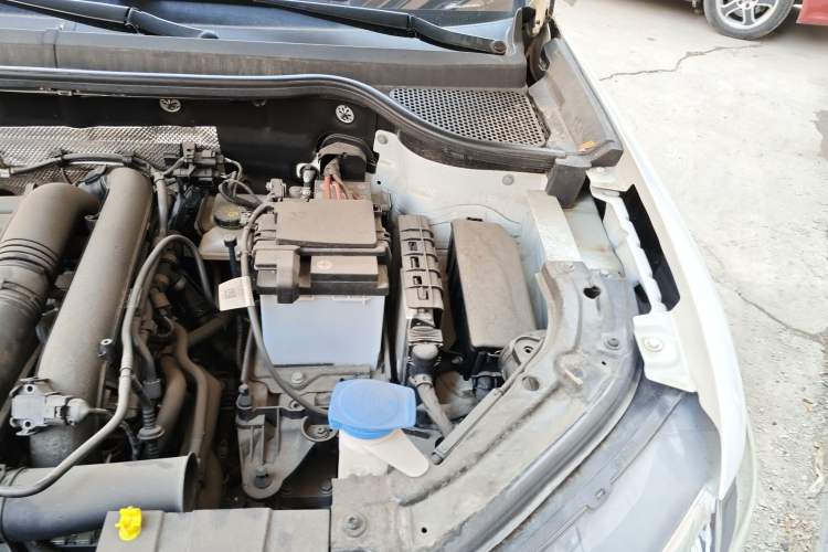 Used Jetta VS7 2022 280TSI Automatic High-Gloss Enjoyment Edition Engine Bay Left