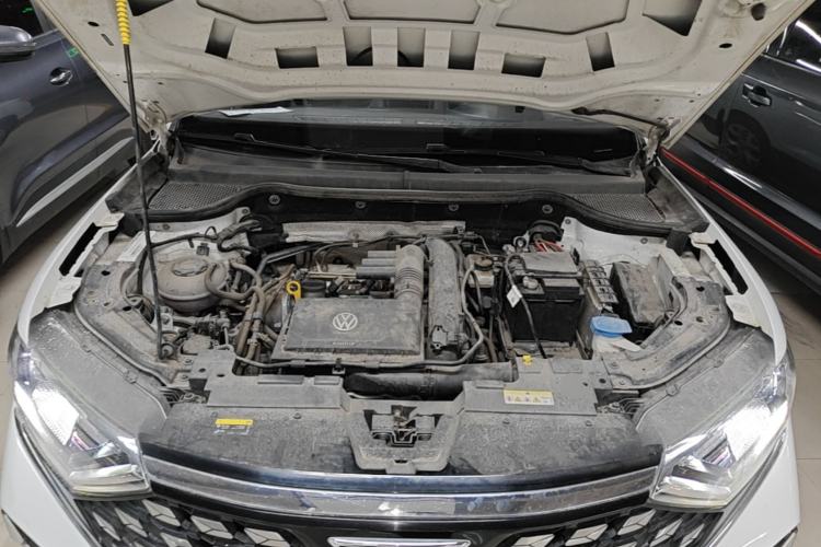 Used Jetta VS7 2022 280TSI Automatic Trend Edition Engine Bay