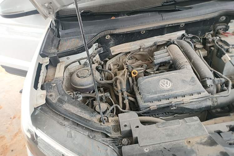 Used Jetta VS7 2022 280TSI Automatic Trend Edition Engine Bay Right