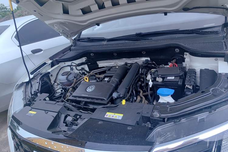 Used Jetta VS7 2022 280TSI Automatic Trend Edition Engine Bay