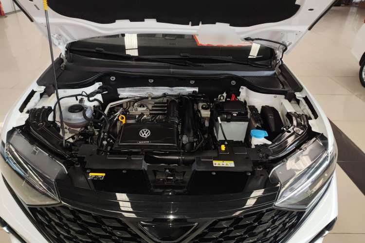 Used Jetta VS7 2022 280TSI Automatic High-Gloss Glory Edition Engine Bay