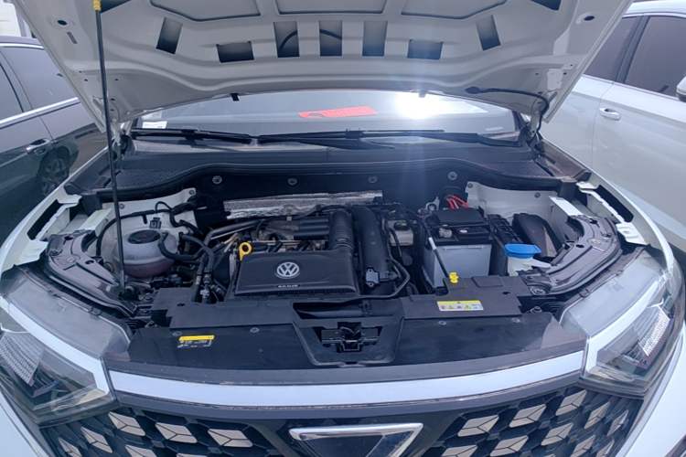 Used Jetta VS7 2022 280TSI Automatic Trend Edition Engine Bay