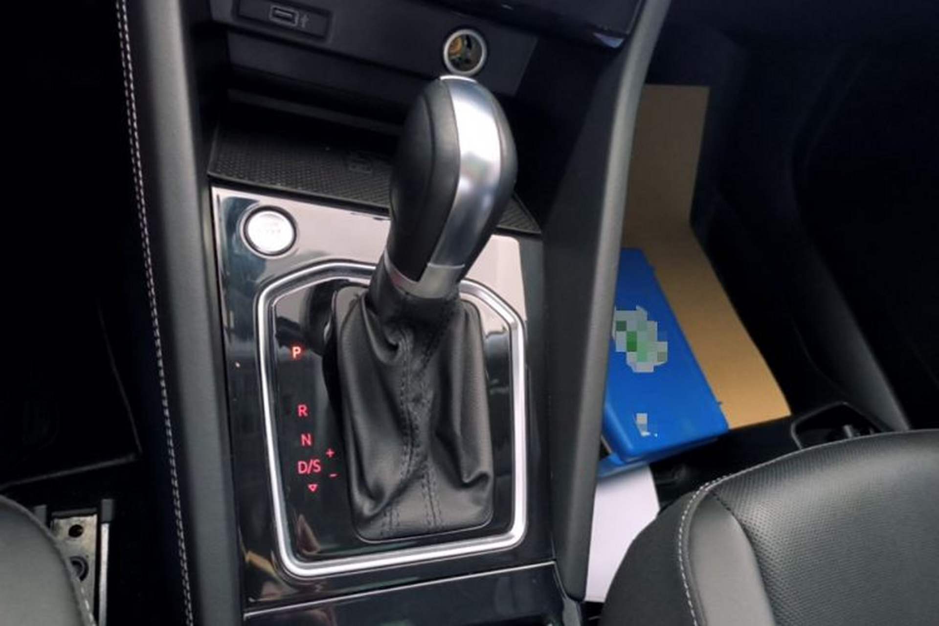 Used Jetta VS7 2022 280TSI Automatic Enjoyment Edition Gear Lever
