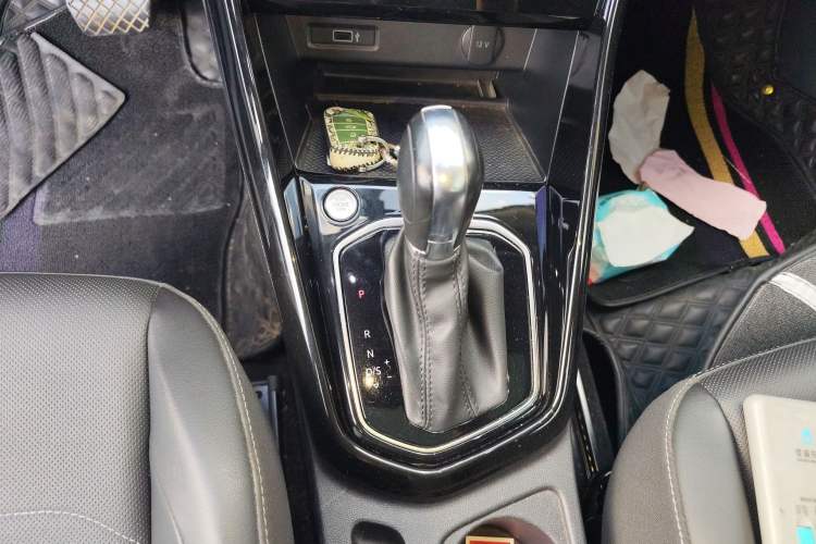 Used Jetta VS7 2022 Panda Edition 1.4T Automatic Enjoyment Pro Version Gear Lever