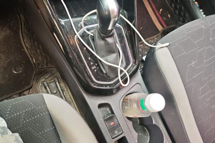 Used Jetta VS7 2022 280TSI Automatic Trend Edition Gear Lever