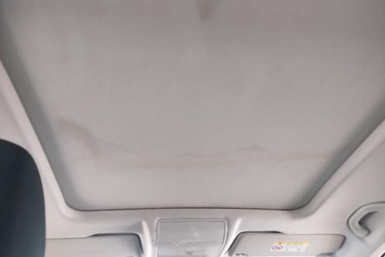 Used Jetta VS7 2022 280TSI Automatic Trend Edition Headliner