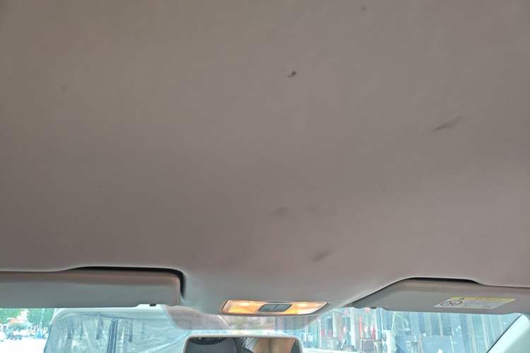 Used Jetta VS7 2022 280TSI Automatic Trend Edition Headliner