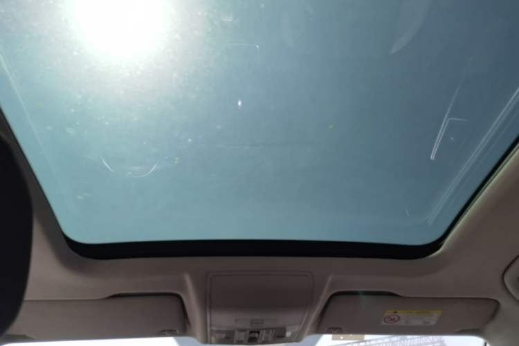 Used Jetta VS7 2022 280TSI Automatic Trend Edition Headliner