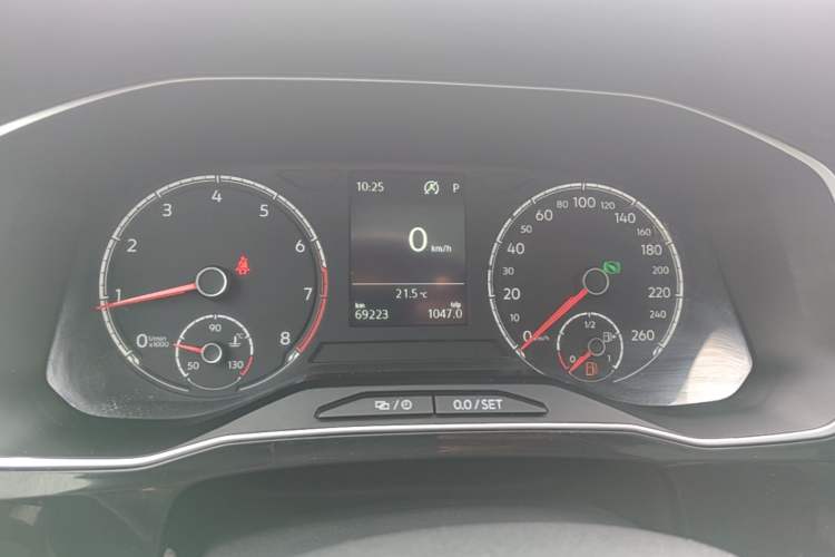 Used Jetta VS7 2022 280TSI Automatic Trend Edition Instrument Cluster