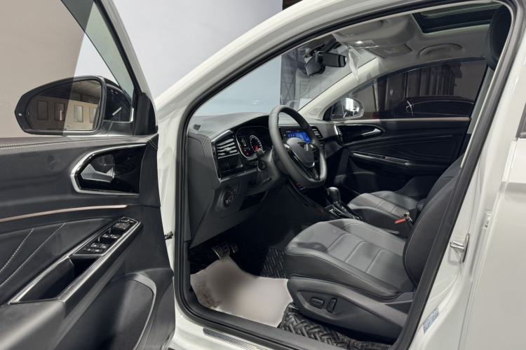 Used Jetta VS7 2022 Blackfin Edition 1.4T Automatic Glory Pro Version Interior 1