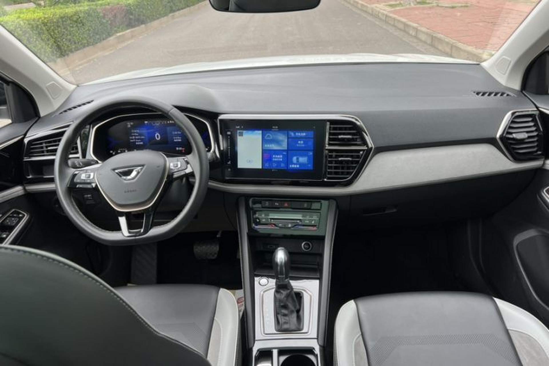 Used Jetta VS7 2022 280TSI Automatic High-Gloss Glory Edition Interior 1