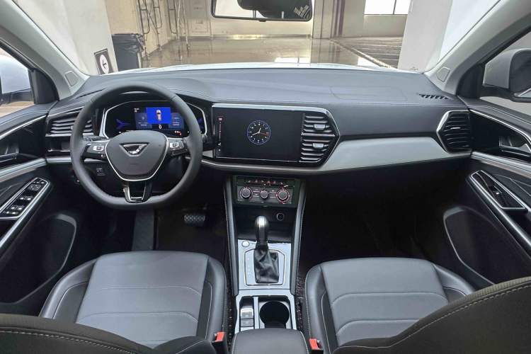 Used Jetta VS7 2022 280TSI Automatic Enjoyment Edition Interior 1